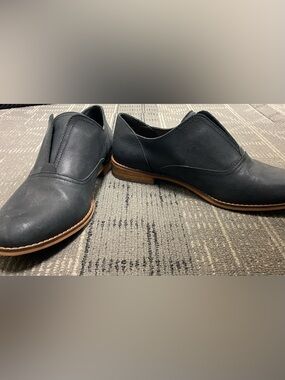 Lucky Brand Black Leather Slip-On Loafers with Tan Stacked Sole